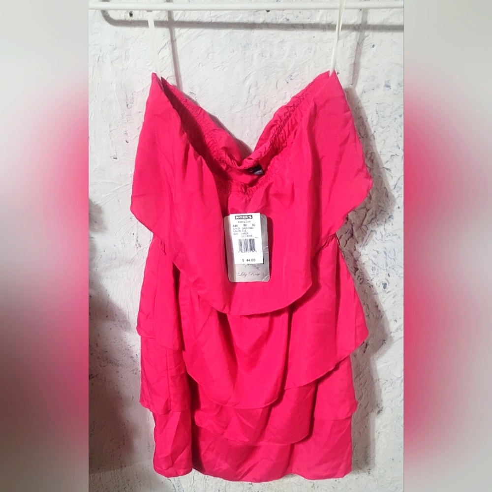 2 brand new pink bridesmaids dress (price is for both)